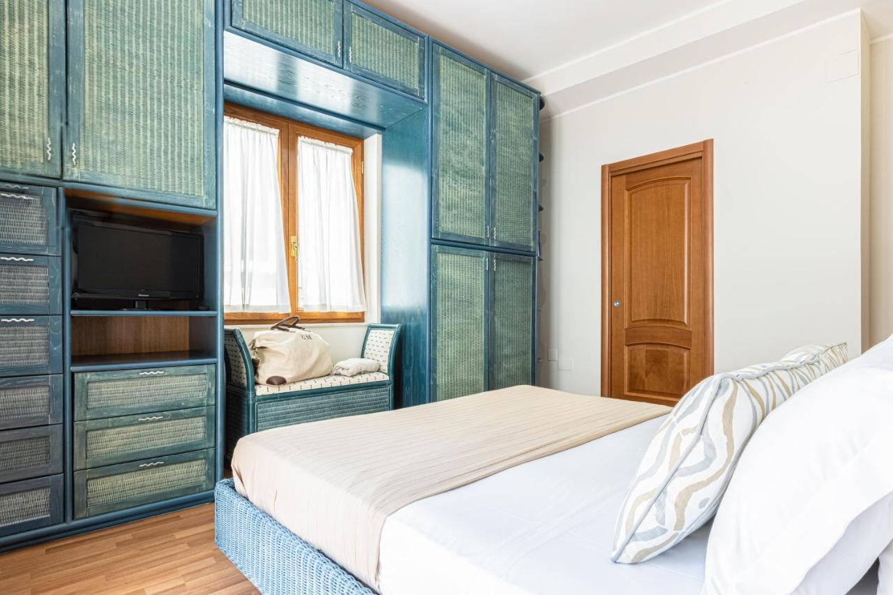Sorrentovibes - Spacious 3 Bedrooms Apartment In Sorrento Oldtown מראה חיצוני תמונה