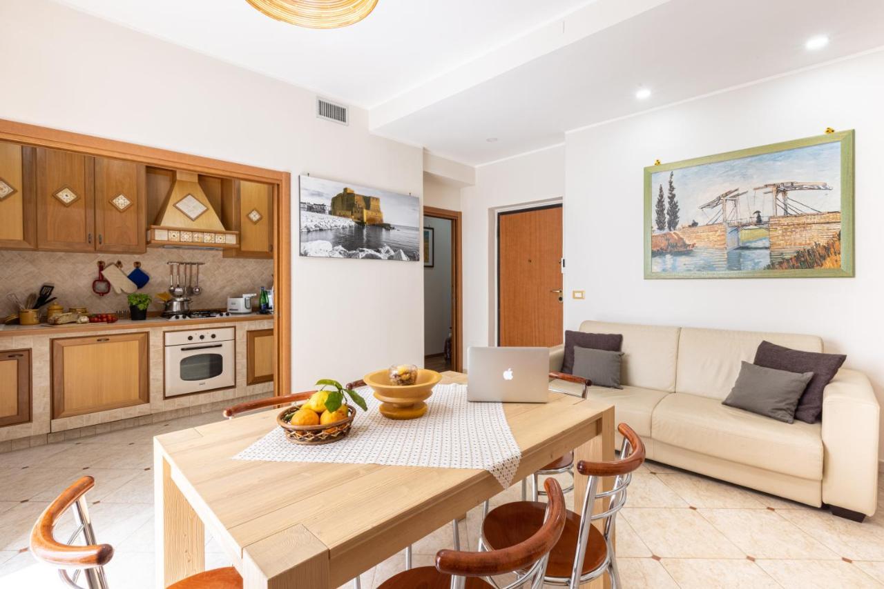 Sorrentovibes - Spacious 3 Bedrooms Apartment In Sorrento Oldtown מראה חיצוני תמונה